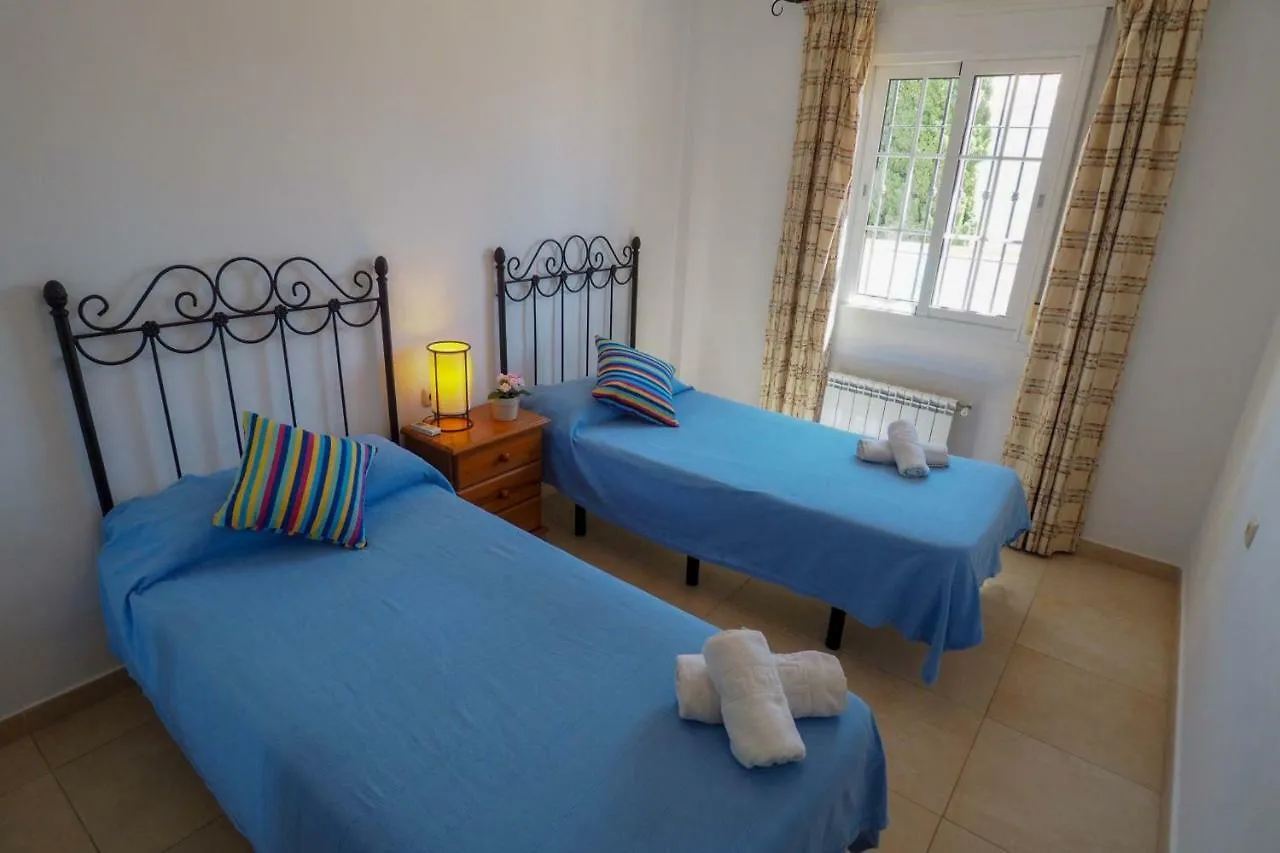 Nerja Paradise Rentals - Villa El Paraiso ספרד